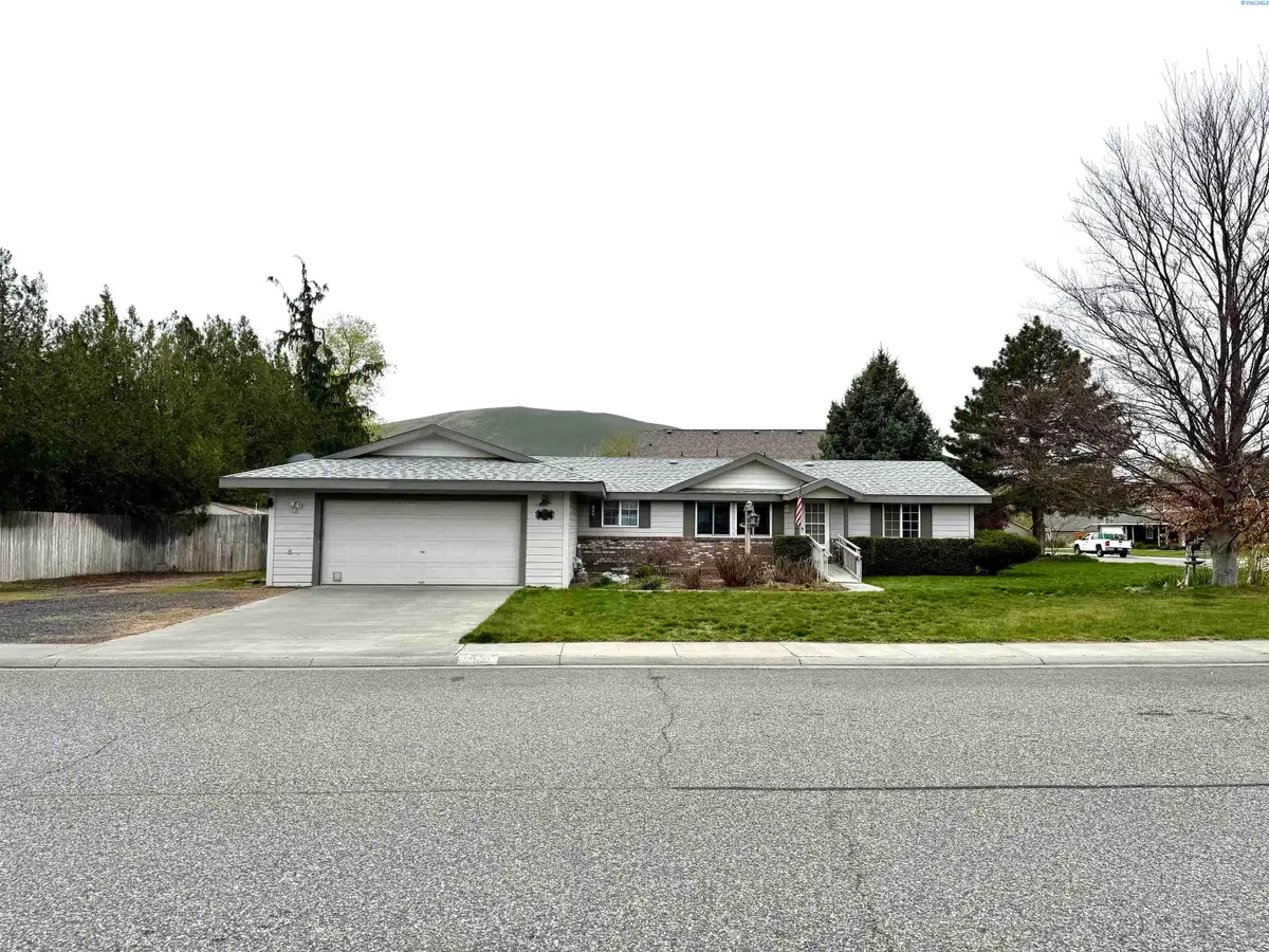 2797 Chicory Dr, West Richland, WA 99353 - #1