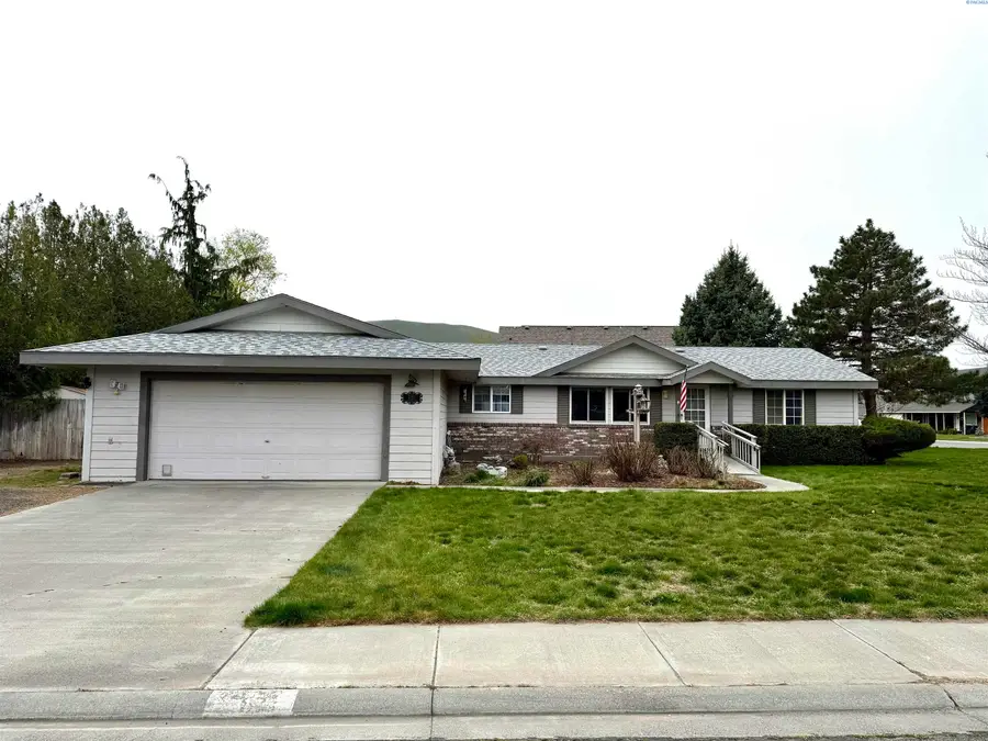 2797 Chicory Dr, West Richland, WA 99353 - #2