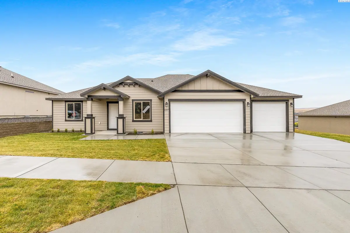 6507 W 28th Ave, Kennewick, WA 99338 - #1