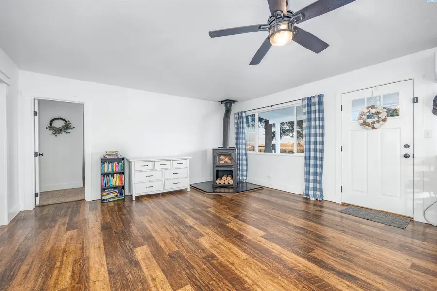 59202 N River Road, Benton City, WA 99320 - #2