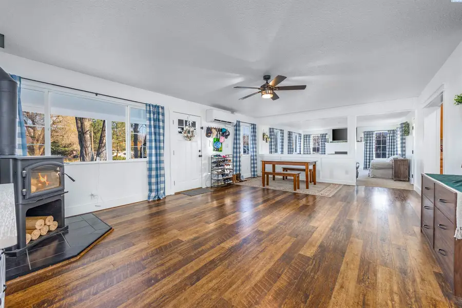 59202 N River Road, Benton City, WA 99320 - #3