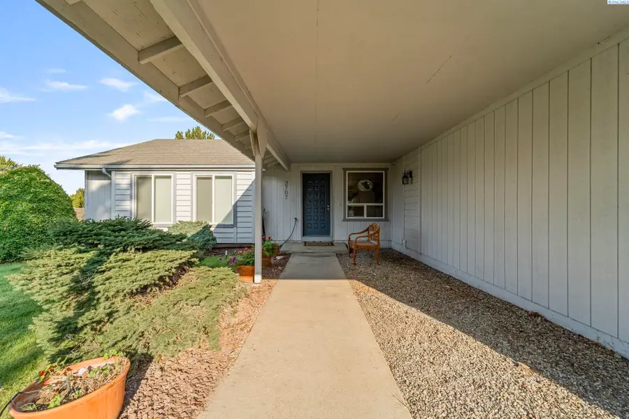 3707 S Buntin Ct., Kennewick, WA 99337 - #3
