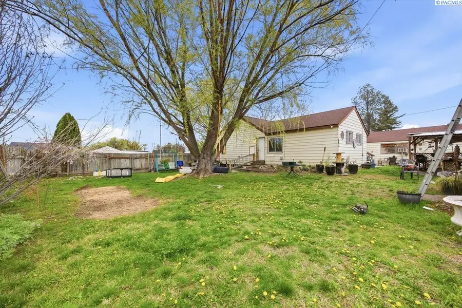 1623 W 1st Ave, Kennewick, WA 99336 - #3