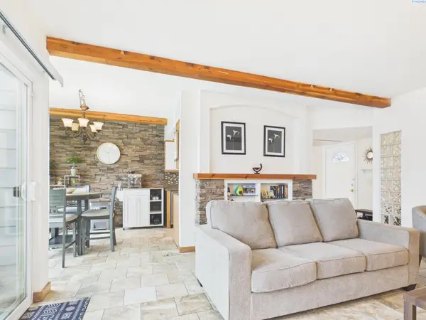 2401 W Canal Dr #9C, Kennewick, WA 99336