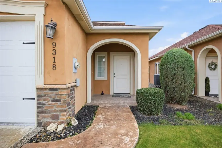 9318 Majestia Lane, Pasco, WA 99301 - #2