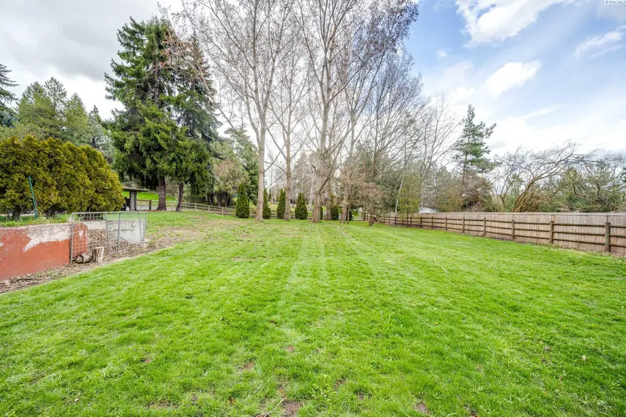 1765 SW Baldwin Dr, Pullman, WA 99163 - #2