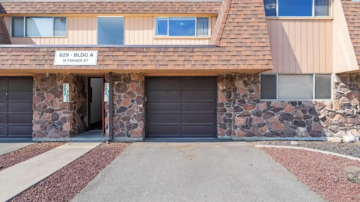 629 N Fisher St #A203, Kennewick, WA 99336 - #1