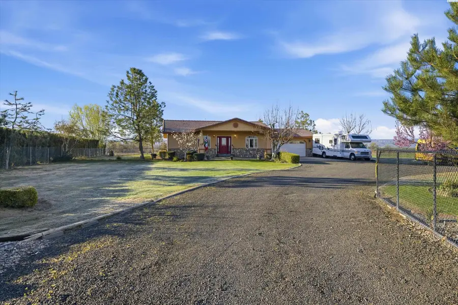 237 Reeds Road, Touchet, WA 99360 - #3
