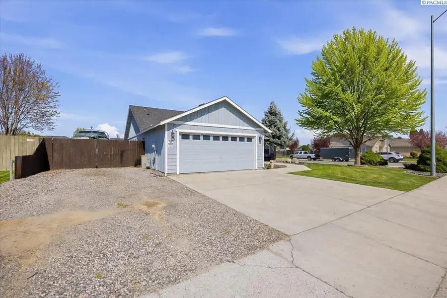 6500 W 6th Ave, Kennewick, WA 99336 - #2