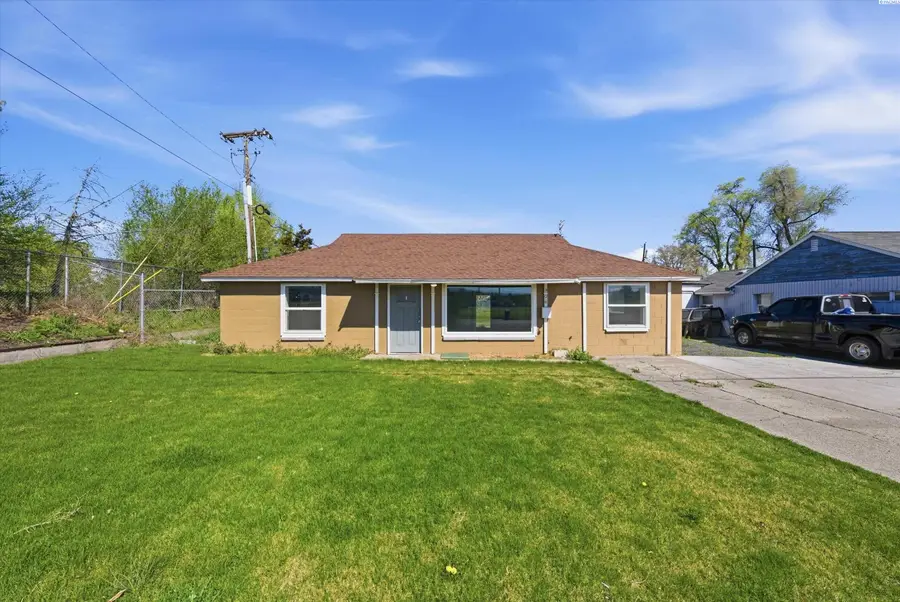 906 W 10th Ave, Kennewick, WA 99336 - #2