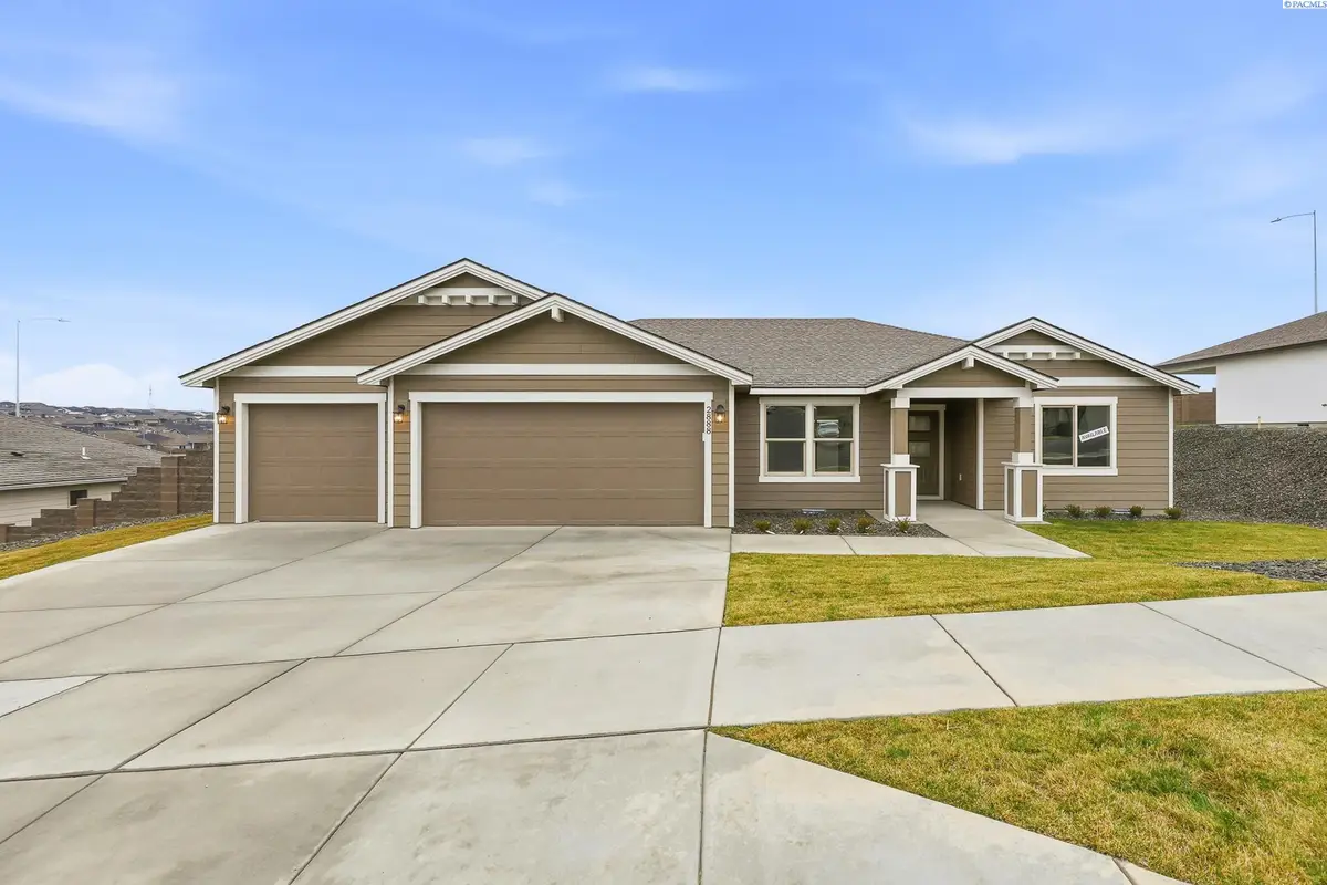 2888 S Roosevelt St, Kennewick, WA 99338 - #1