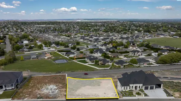 5420 Hershey Lane, West Richland, WA 