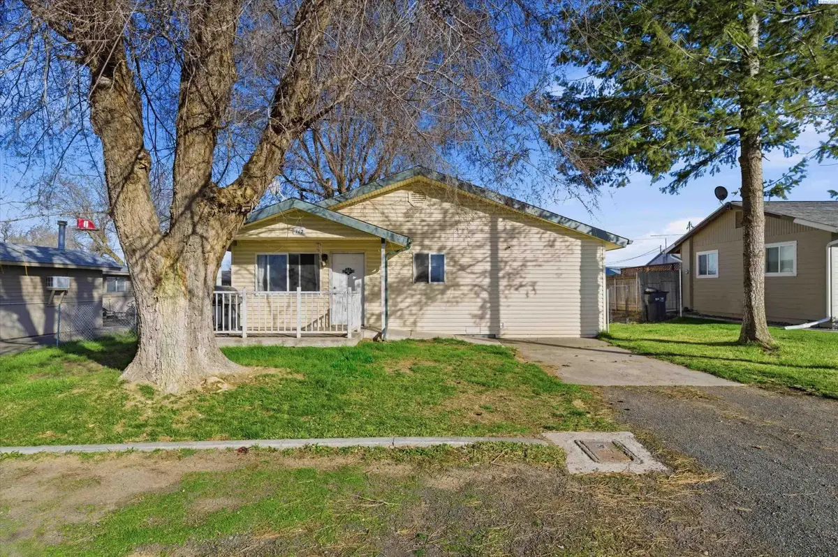 762 S 2nd Ave, Connell, WA 99326 - #1