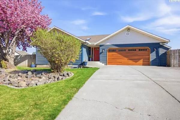 3107 S Yelm St, Kennewick, WA 99337