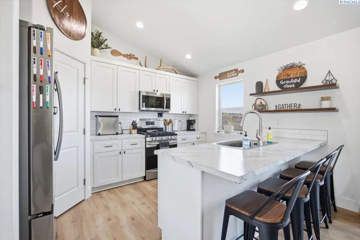 10609 Silverbright Dr, Pasco, WA 99301 - #1