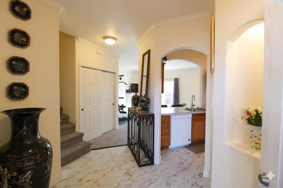 9918 Vincenzo Dr, Pasco, WA 99301 - #3