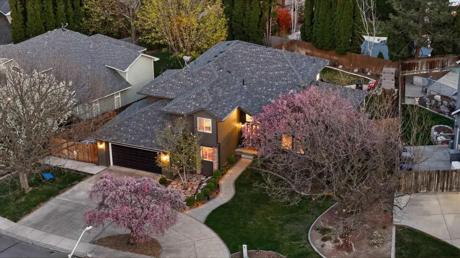 201 Piper St, Richland, WA 99352 - #2