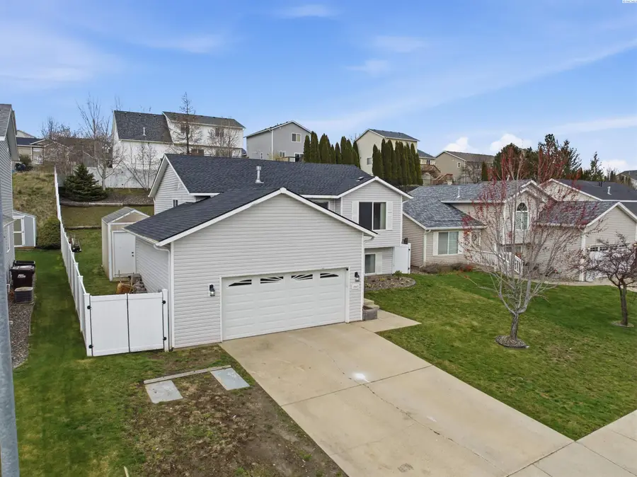 1940 NW Ventura Ct, Pullman, WA 99163 - #2