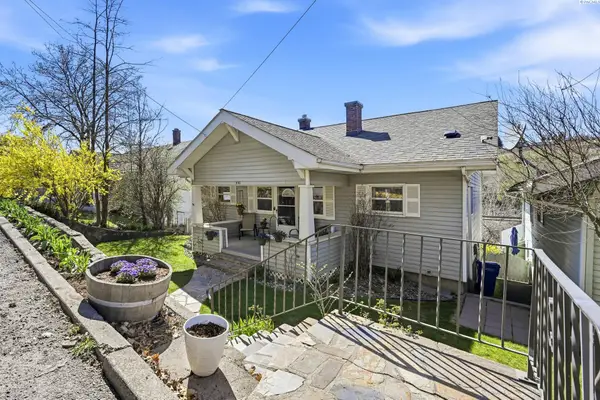 410 S Mill St, Colfax, WA 99111