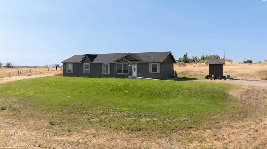 310 Tree Farm Road, Pasco, WA 99301 - #3