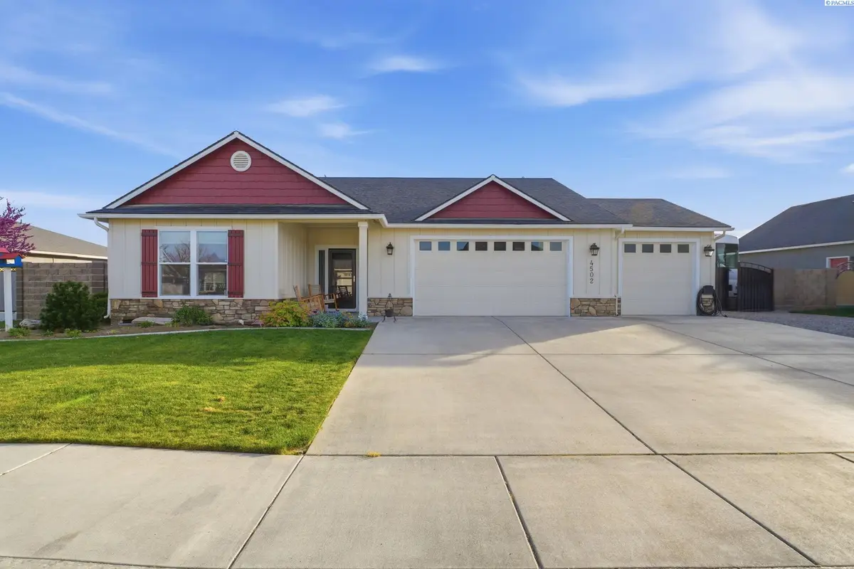 4502 Meadow View Dr, Pasco, WA 99301 - #1