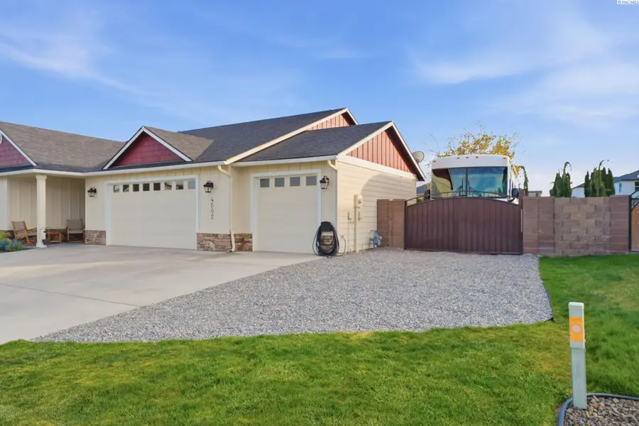 4502 Meadow View Dr, Pasco, WA 99301 - #2