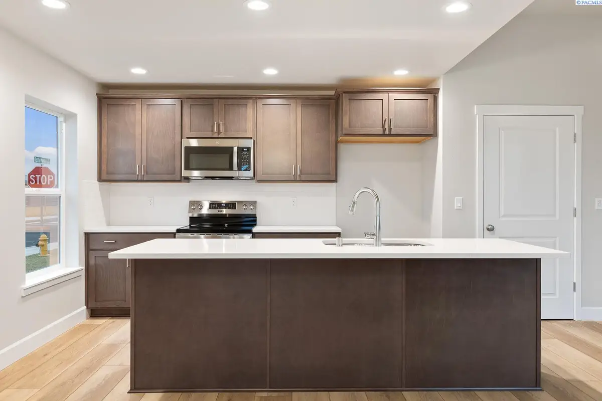 3557 Allison Way, Richland, WA 99352 - #1