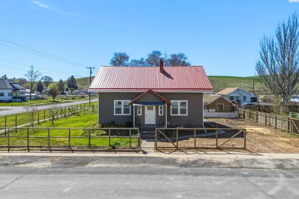 211 G Street, Endicott, WA 99125-5129