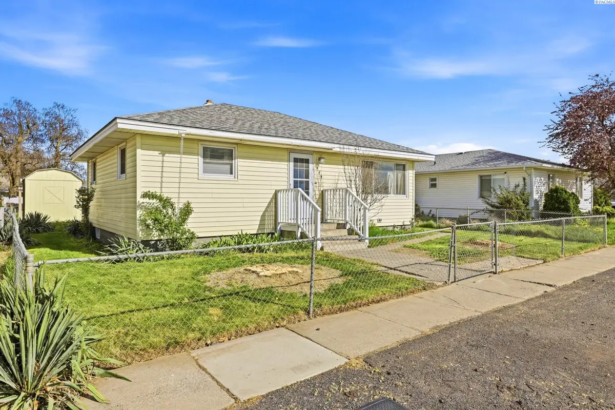 444 S Almira Avenue, Connell, WA 99326 - #1