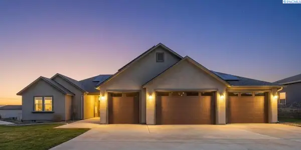 6832 Collins Road, West Richland, WA 99353