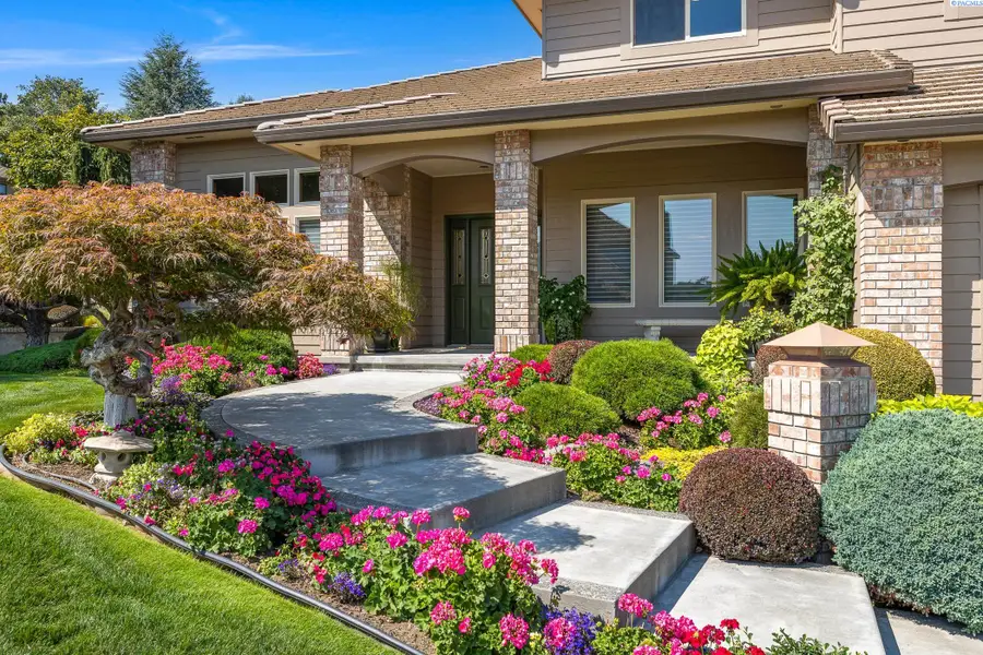 4008 S Morain Loop, Kennewick, WA 99337 - #2