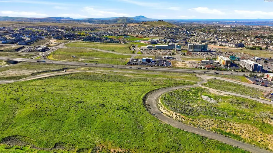 4001 S Zintel, Kennewick, WA  - #2