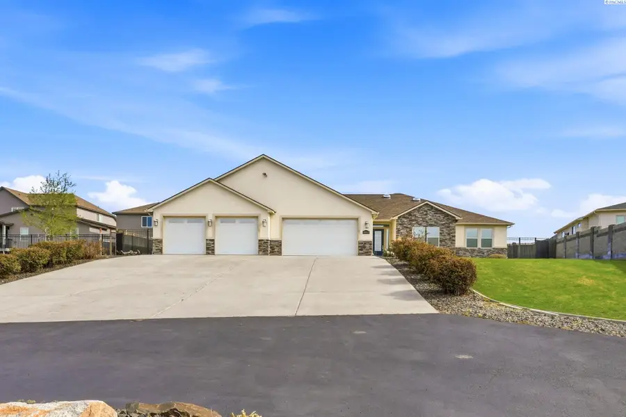 86612 Summit View Dr, Kennewick, WA 99338 - #2