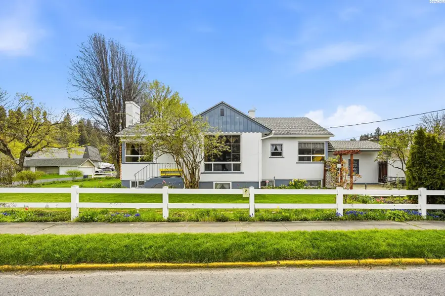 811 N Morton St, Colfax, WA 99111 - #2