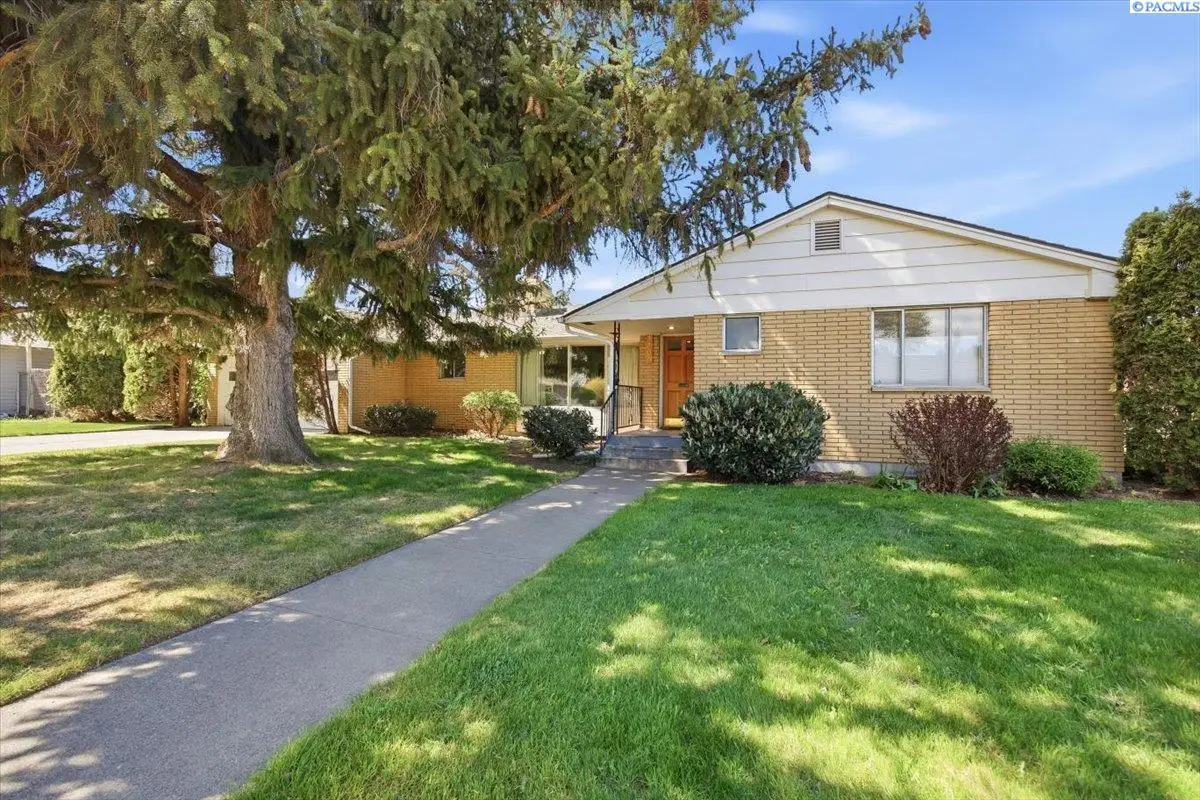 1104 S Irby St., Kennewick, WA 99338 - #1