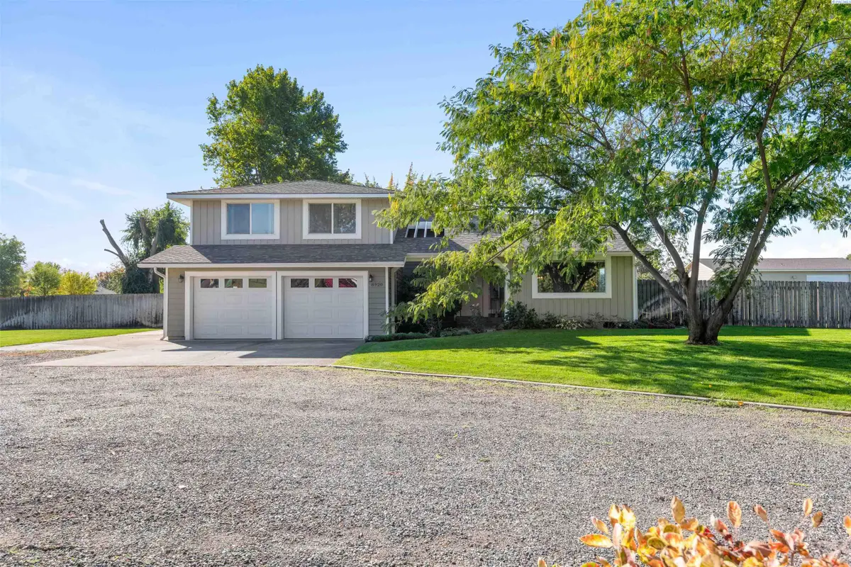 8920 Maple Dr, Pasco, WA 99301 - #1