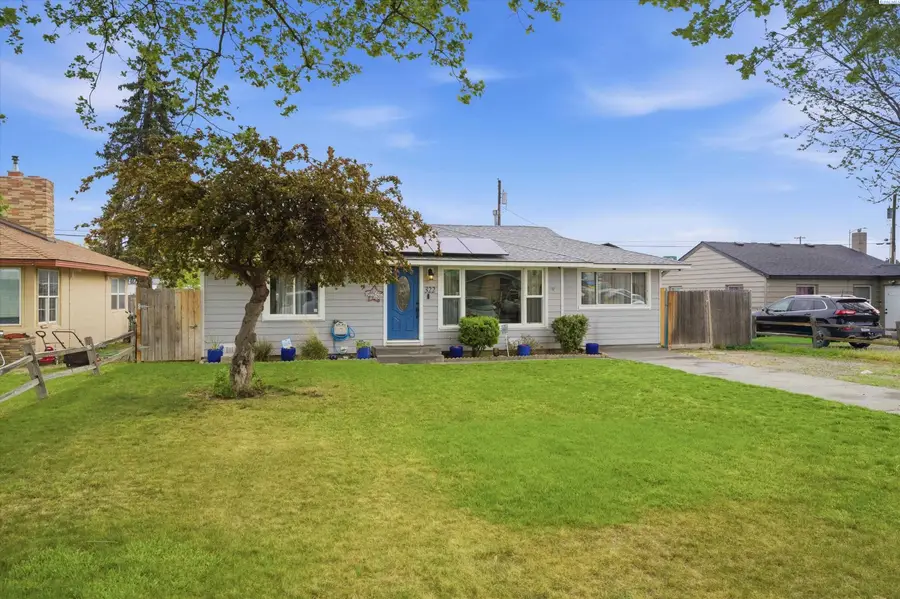 322 N Jefferson St, Kennewick, WA 99336 - #3