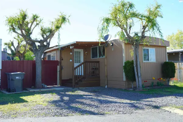 5007 W Clearwater Ave #34, Kennewick, WA 99336