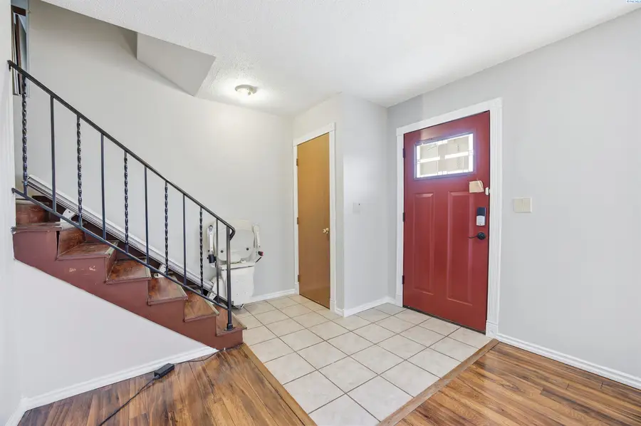 100 N 56th Ave #19 #19, Yakima, WA 98908 - #2