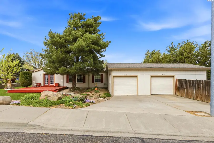 1817 S Ione St, Kennewick, WA 99337-4120 - #2