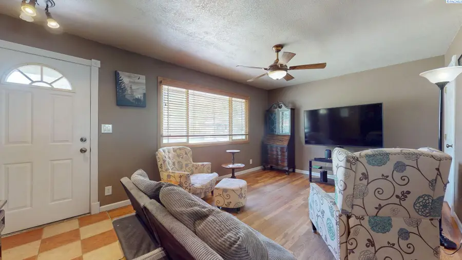 1912 Lassen Avenue, Richland, WA 99354 - #3