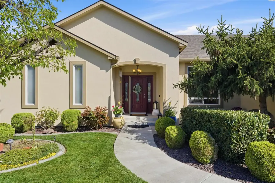 466 Golden Dr, Richland, WA 99352 - #2