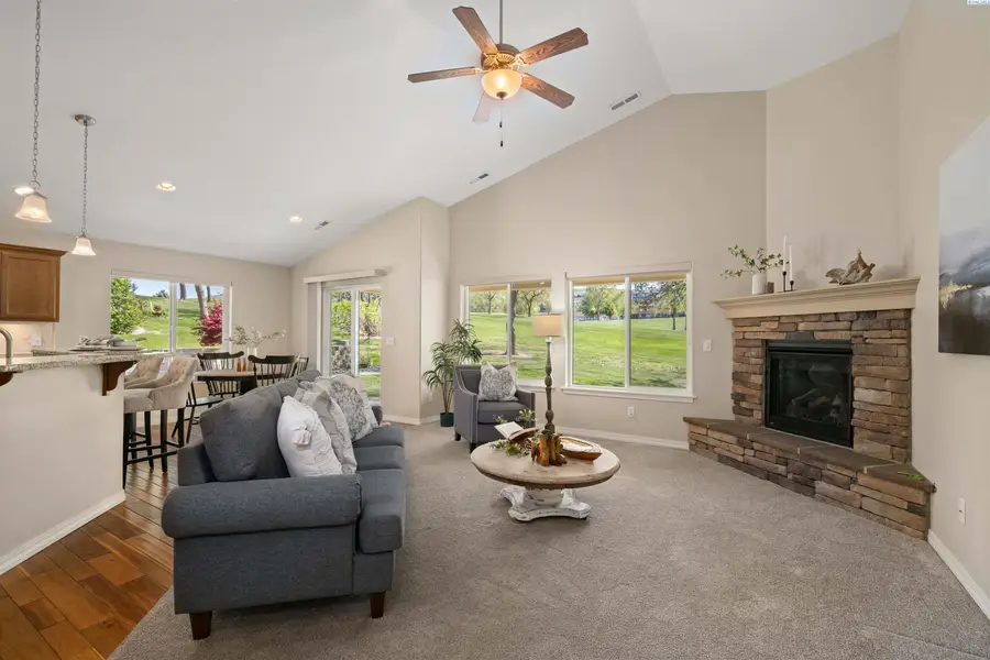 3407 W 38th, Kennewick, WA 99337 - #3