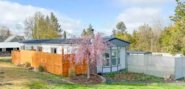 245 E Houghton St, Palouse, WA 99161