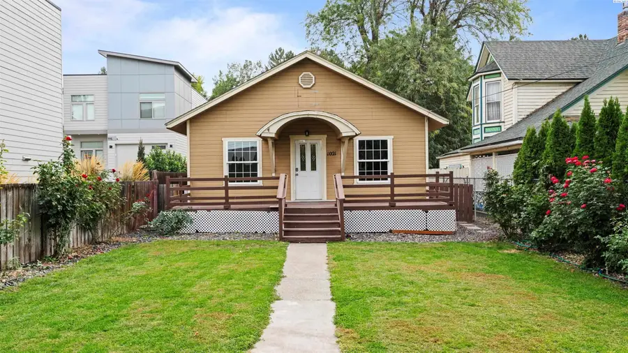 1021 Park Ave, Prosser, WA 99350 - #2