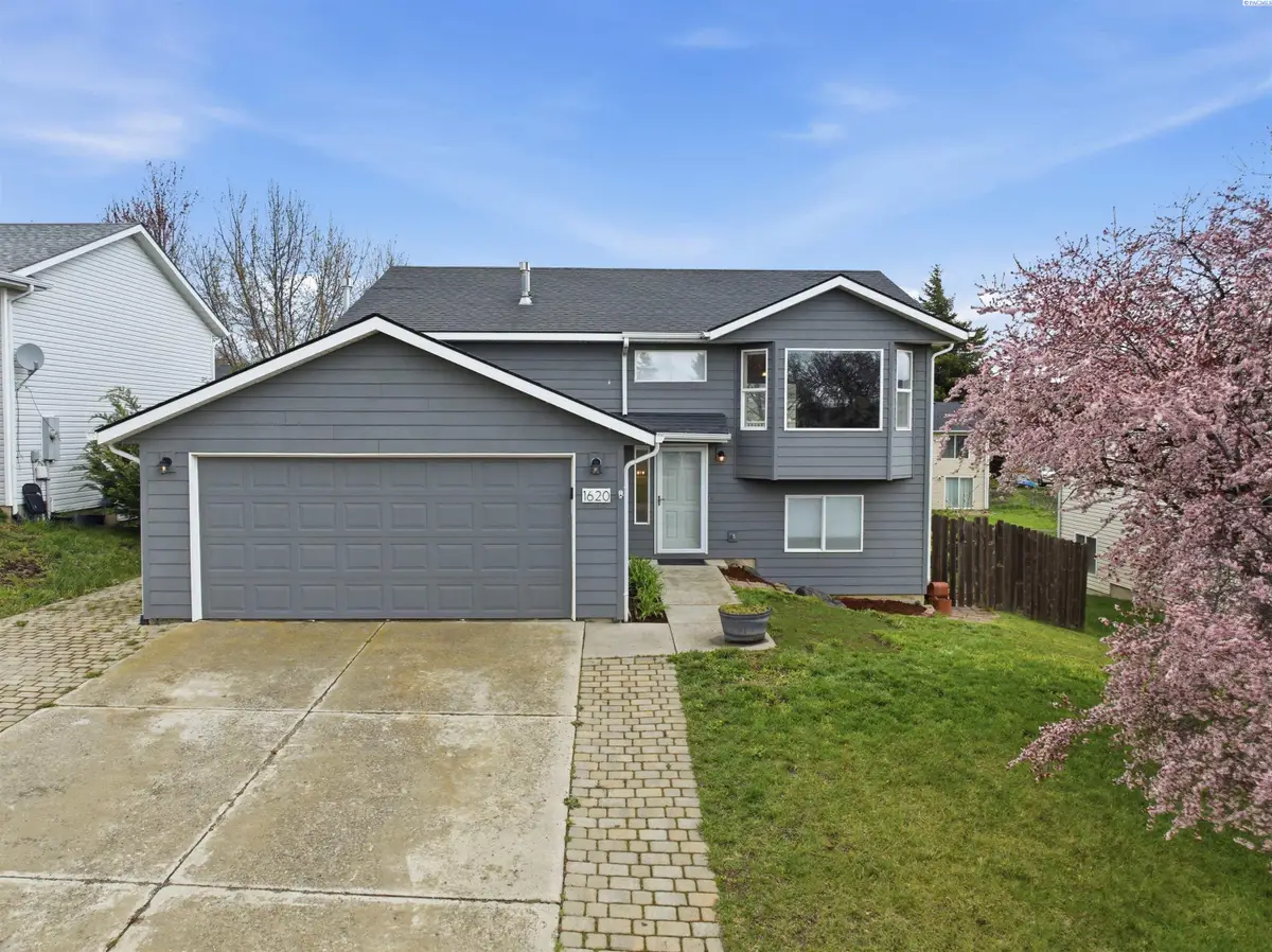 1620 NW Arcadia, Pullman, WA 99163 - #1