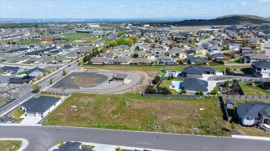 3629 S Nelson, Kennewick, WA 99338 - #3