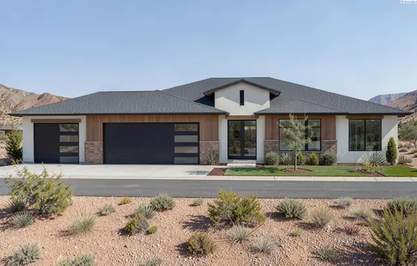 1045 Suncrest Trl, Richland, WA 99352