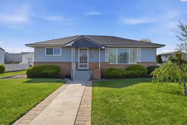 128 N Wehe Ave, Pasco, WA 99301