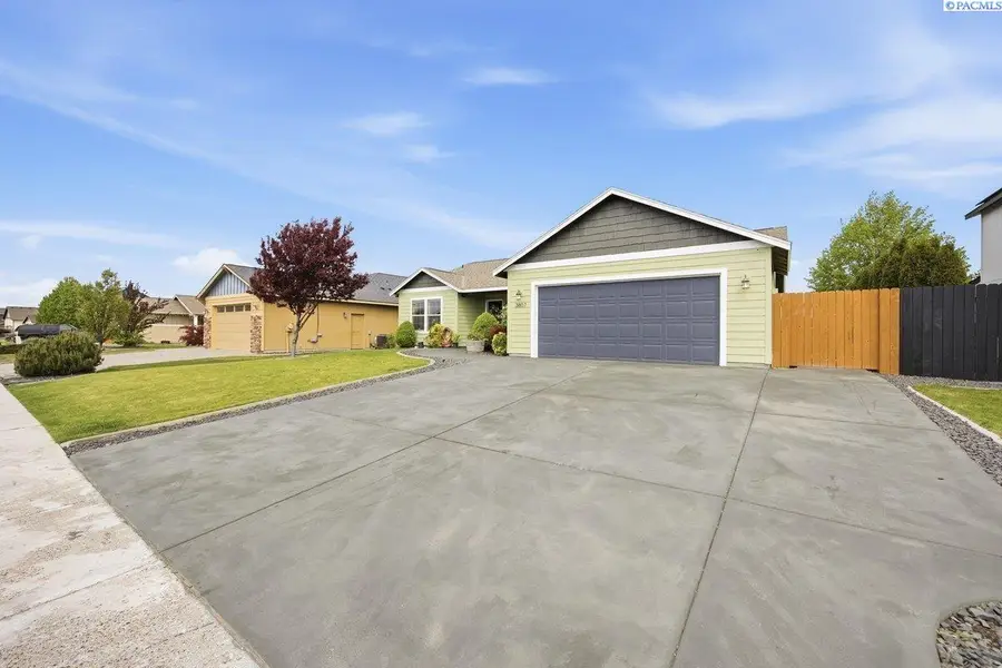 3807 Milagro, Pasco, WA 99301 - #2